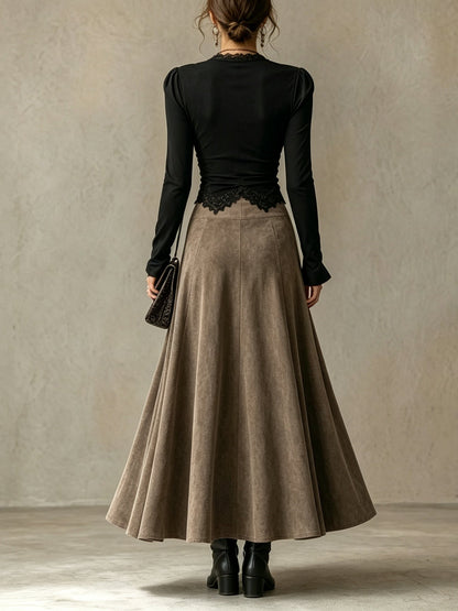 Albina | Completo Top in Pizzo e Gonna Maxi Effetto Scamosciato, Nero e Tortora