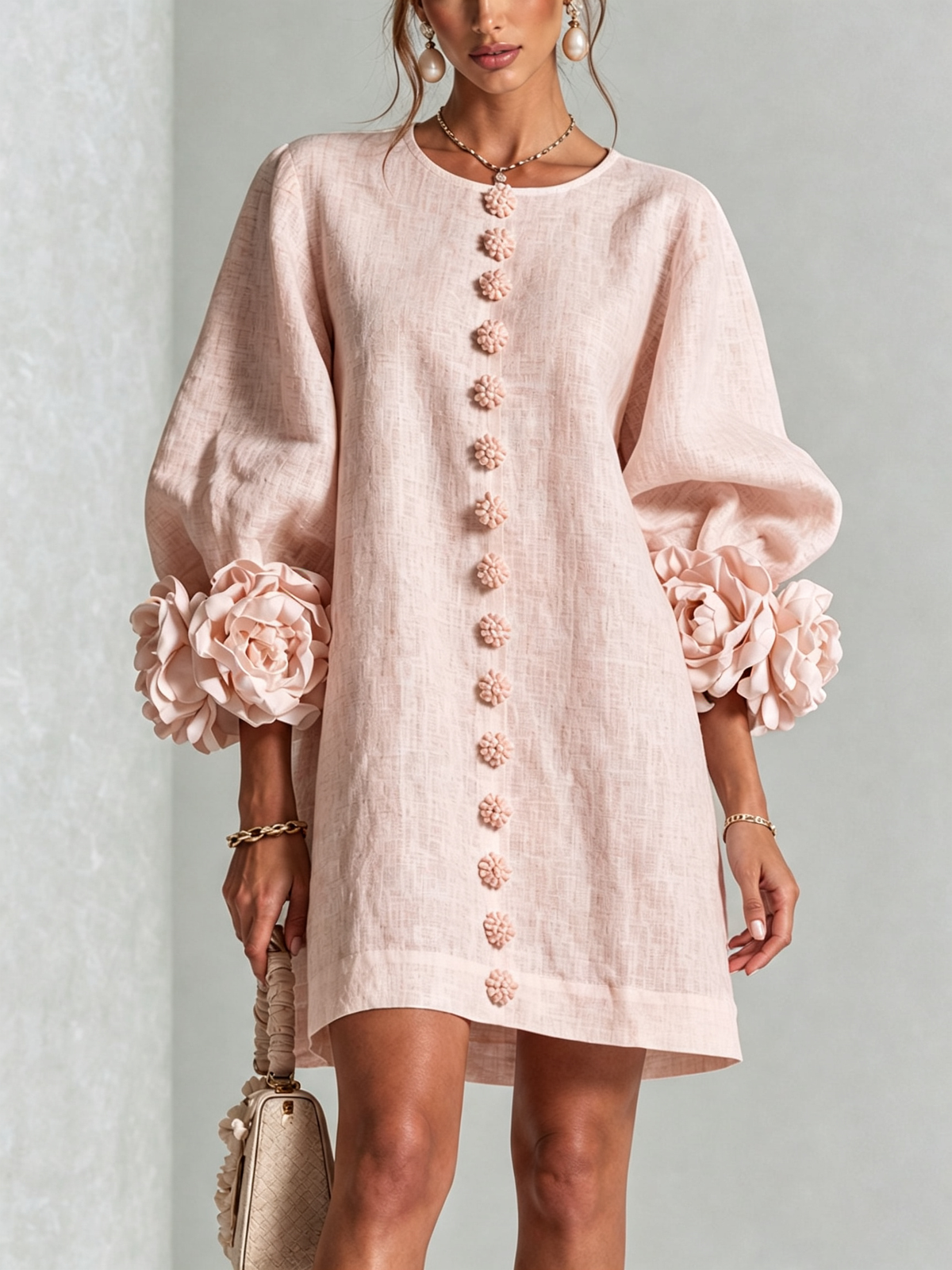 Valentina | Vestito Mini Rosa con Fiori e Maniche a Fiore Impattanti