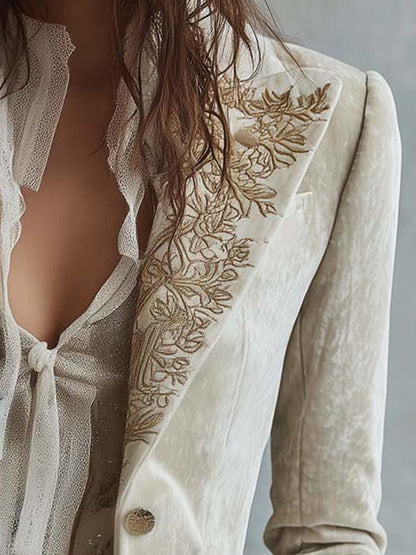 Constance | Blazer in Velluto Ricamato, Beige